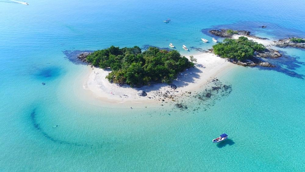 Roteiro de lancha em Angra dos Reis - Roteiro 2 - Ilhas Paradisíacas - card da listagem